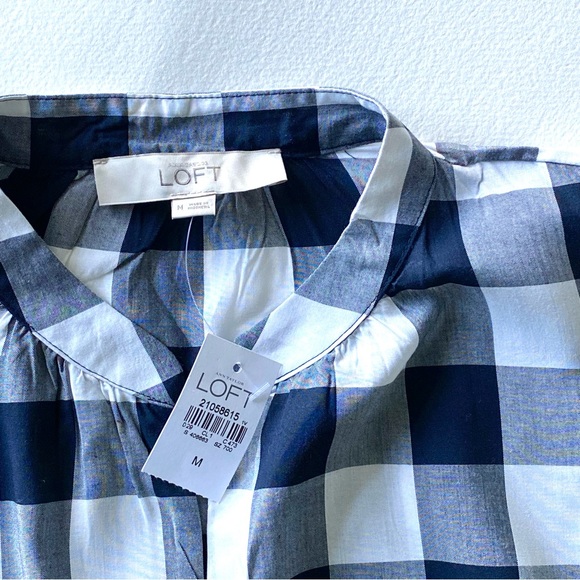 NWT Ann Taylor LOFT Navy and White Buffalo Check Sleeveless Blouse, Size: M - Picture 4 of 9